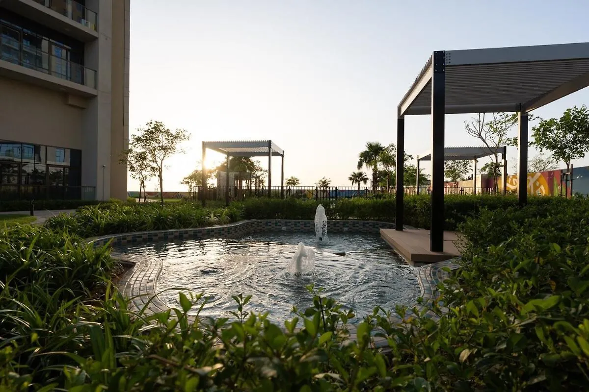 Apartment Magnificent 2 Bedroom Sleeps 6 In Business Bay Dubai
