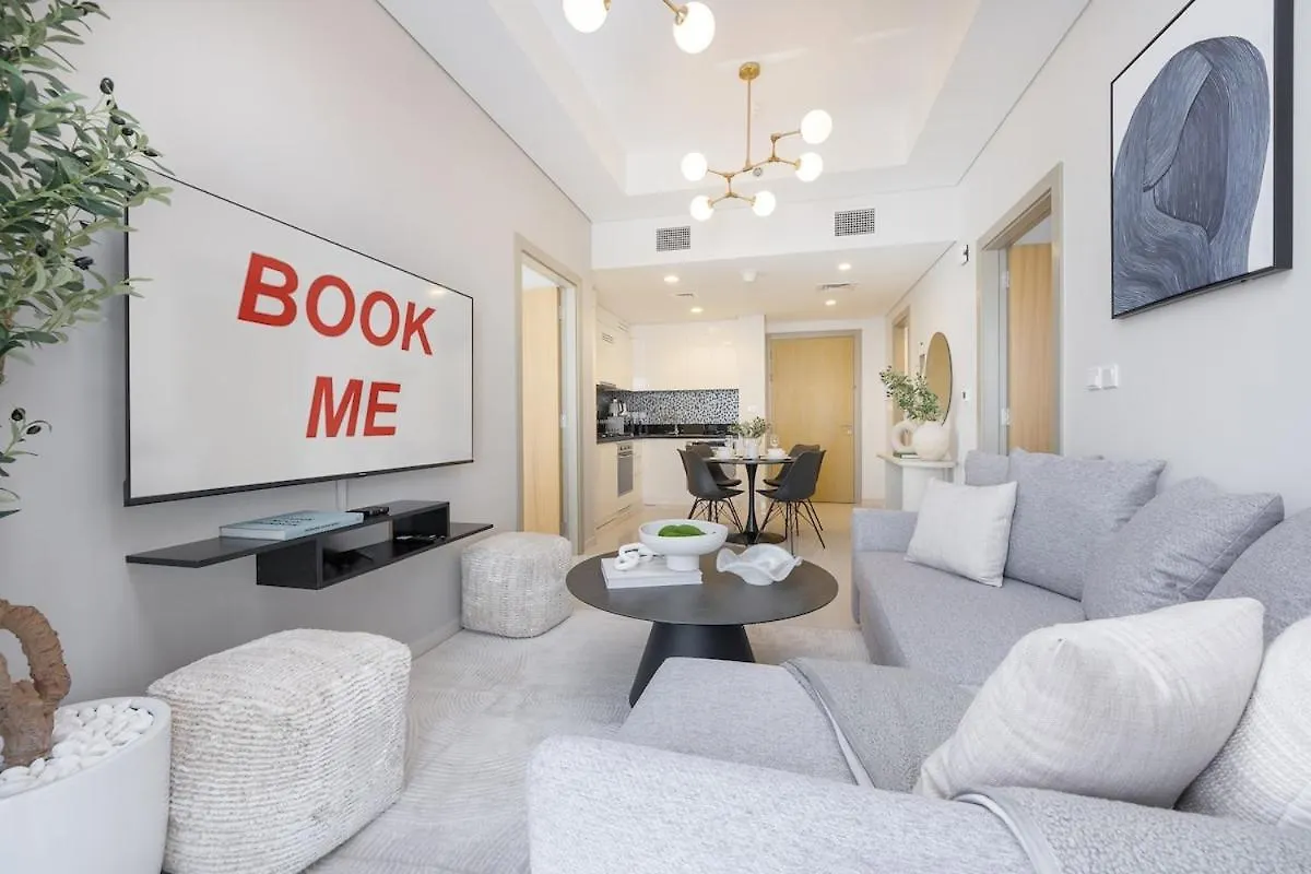 Magnificent 2 Bedroom Sleeps 6 In Business Bay Dubai