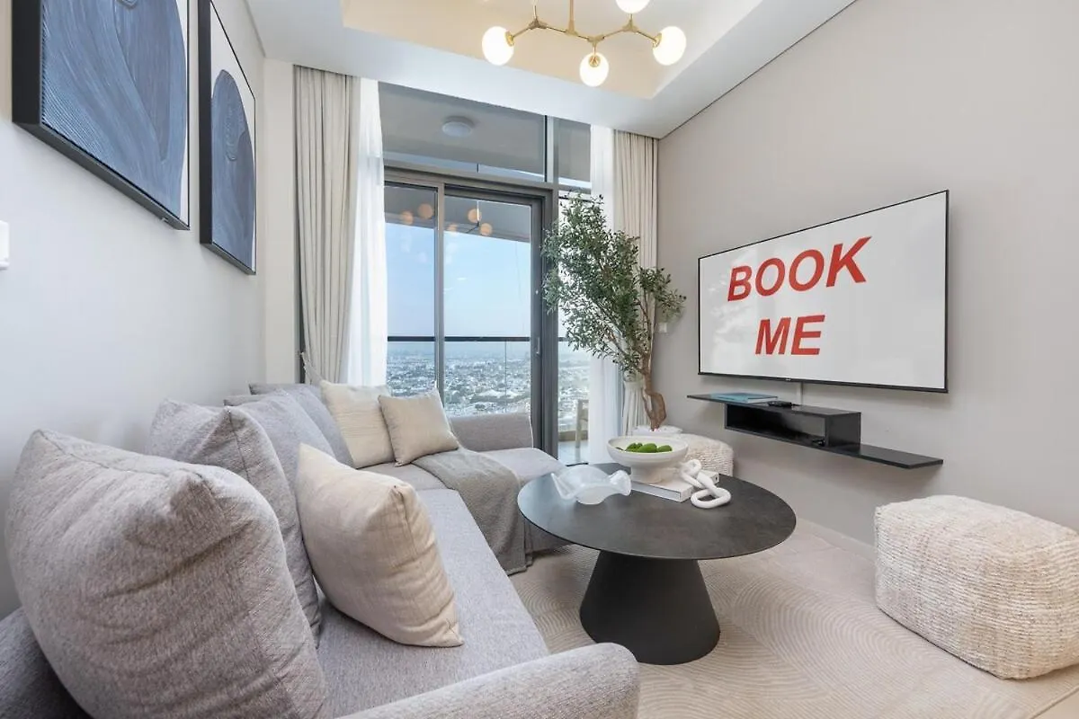 Apartment Magnificent 2 Bedroom Sleeps 6 In Business Bay Dubai