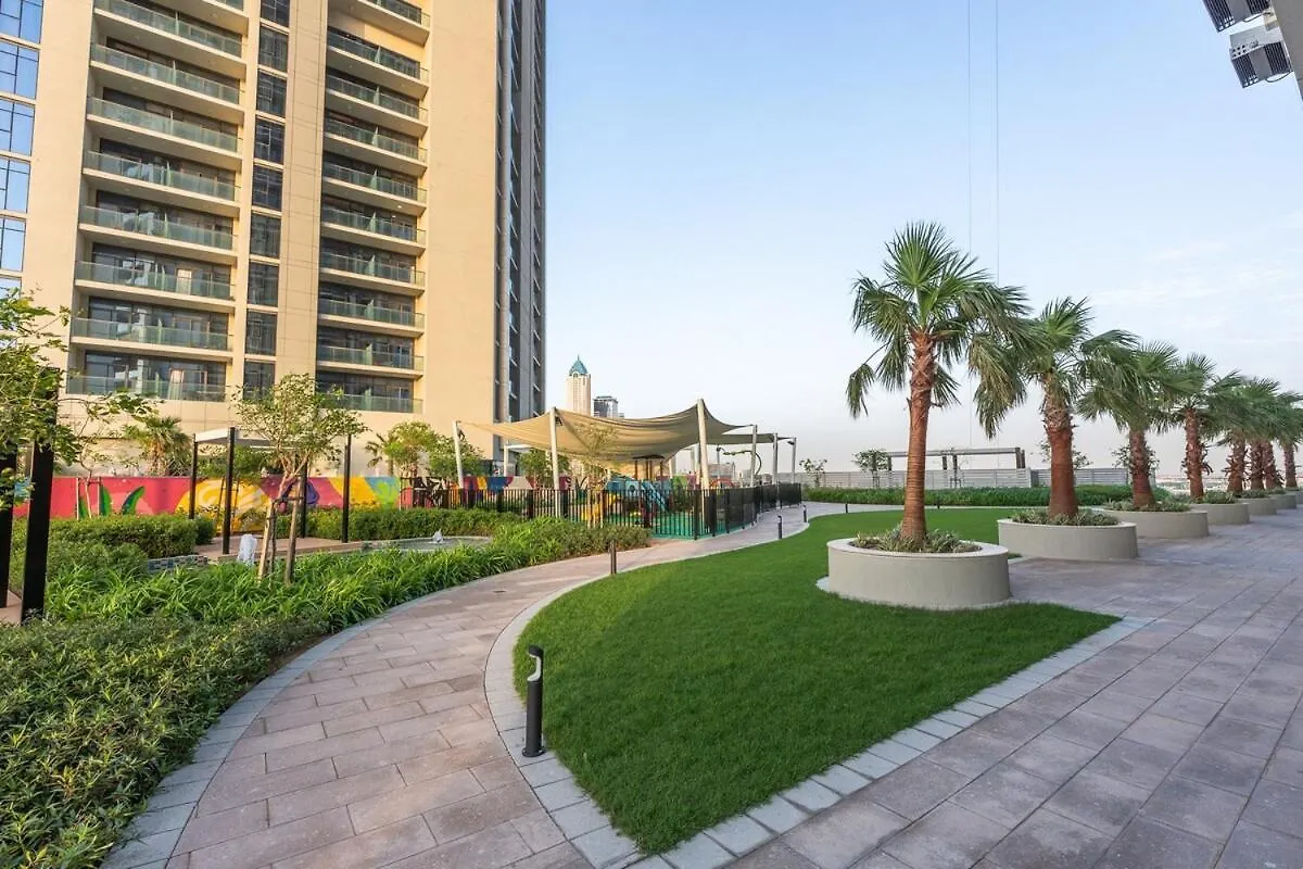 Magnificent 2 Bedroom Sleeps 6 In Business Bay Dubai Apartment