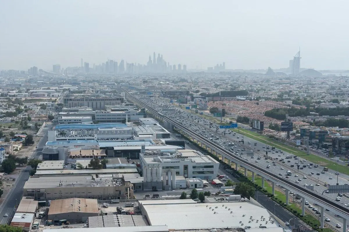 Magnificent 2 Bedroom Sleeps 6 In Business Bay Dubai Apartment